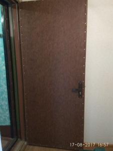 Обивка деревянной двери